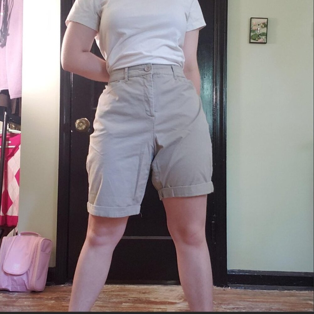 Khaki Bermuda shorts